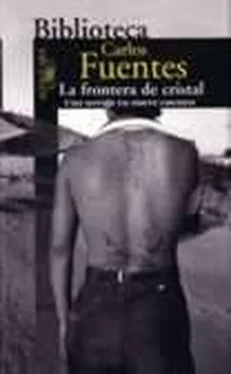 Carlos Fuentes La Frontera De Cristal обложка книги