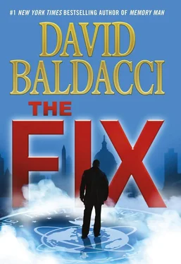 Дэвид Балдаччи The Fix обложка книги