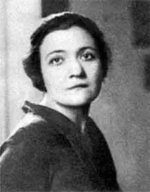С 1936 года железная Мура жила в Англии Говорили что в июле этого года ее - фото 11