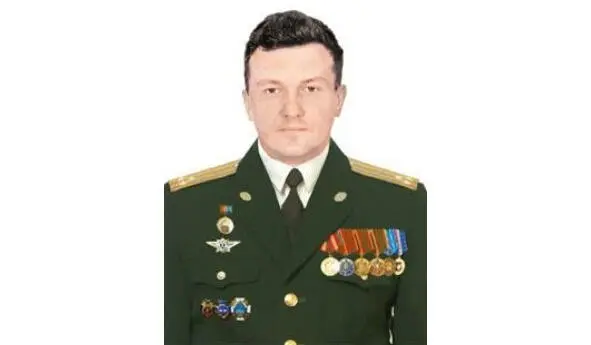 Лелюк Михаил Евгеньевич Начальник штаба Малов Валерий Васильевич Главный - фото 37