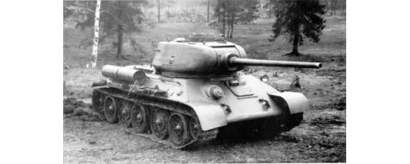 Рис 5 Танк Т34 Как показывает опыт компромиссное решение лишь откладывает - фото 5