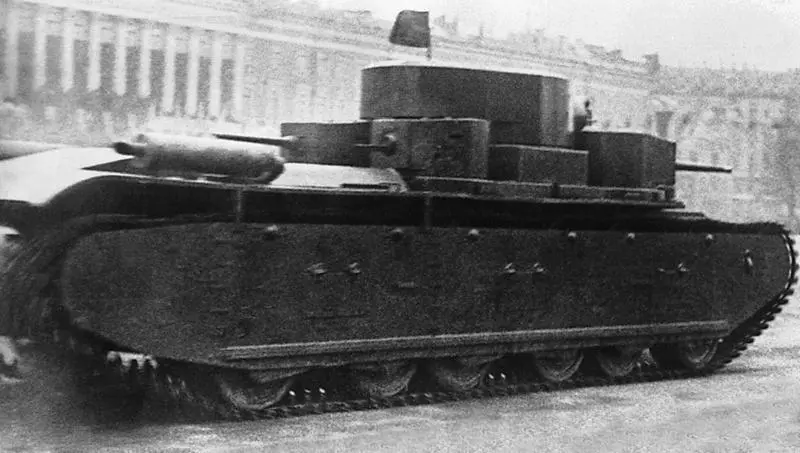 Танк Т352 на параде на площади Урицкого Ленинград 1 мая 1933 года Хорошо - фото 13