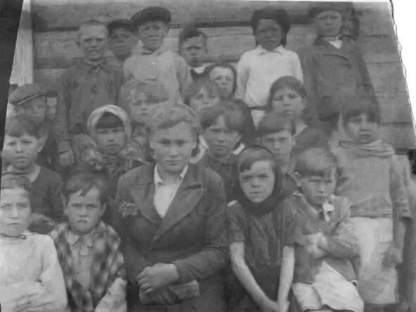 Фото класса Сентябрьоктябрь 1945 г На разрезах где трудились старатели под - фото 4