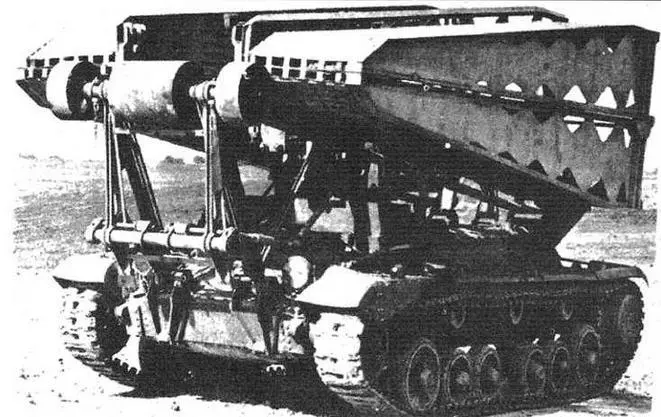 Мостоукладчик ValentineBridgelayer в походном положении 1944 г Эта машина - фото 72