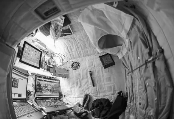 My crew quarters on board the ISS a place to sleep but also my personal - фото 12