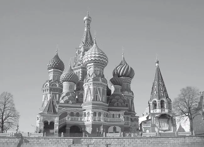 2 Южный фасад 3 Северный фасад 4 Икона св Василий Блаженный в молении - фото 23
