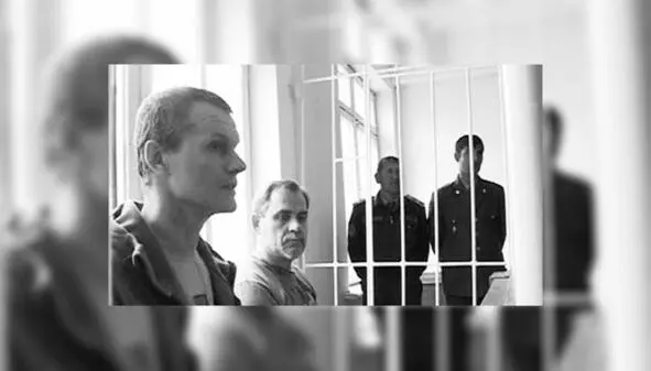 12 марта 2011 года два российских самолёта Ан72 произвели экстренную посадку в - фото 8