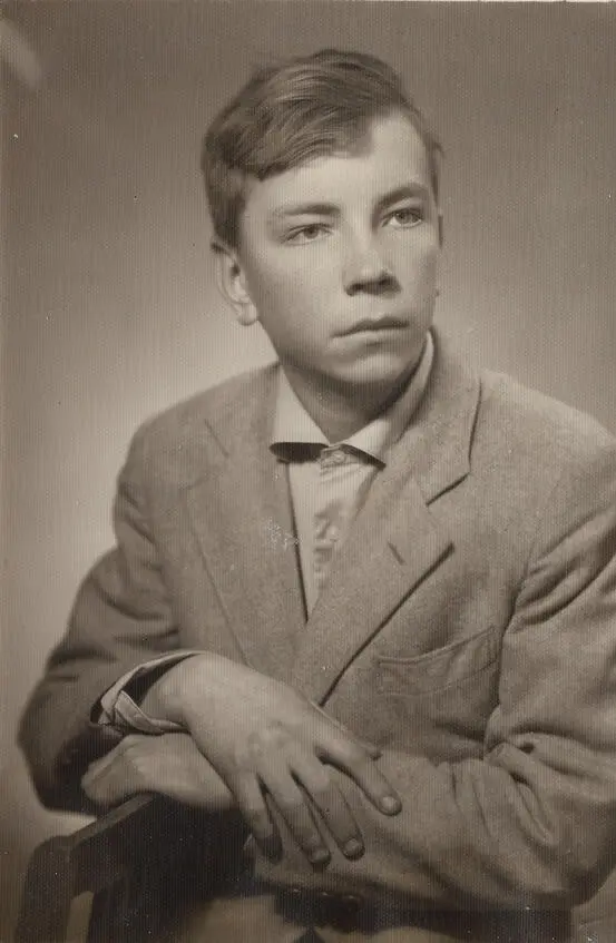 Сергей Коротков юный поэт 1964 Мне особенно запомнилась красивая необычная - фото 4