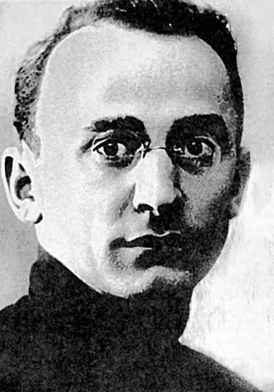 Лаврентий Берия Середина 1920х гг С Надарая и Р Саркисов охранники и - фото 45