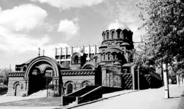 Я возвращался домой с затуманенным сознанием и жизнь казалась мне никчемной - фото 12