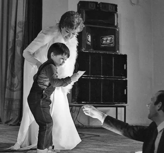 Концерт в Челябинске Февраль 1986 год В 7 лет у моего внука началась новая - фото 57