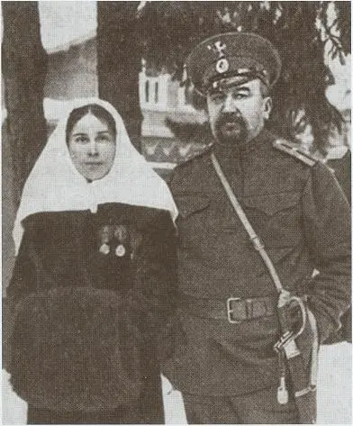 Поручик ополчения Куприн с женой Гатчина 1914 г Воспоминания о мирной - фото 47
