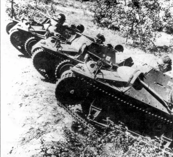 Танкетки КарденЛойд Mk VIe на маневрах канадской армии 1938 год Танкетка - фото 14
