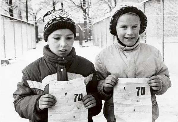 Pärnu Kalevi linnaorienteerumine Raio paremal koos klassivenna ja - фото 8