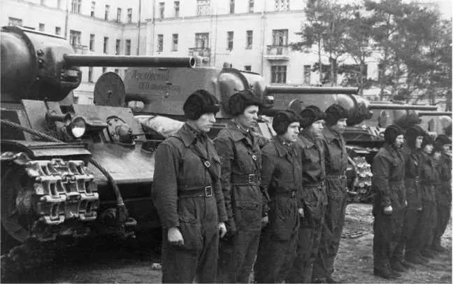 Передача танков КВ1 колонны Московский осоавиахимовец построенной на - фото 196