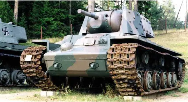 Экранированный танк КВ1 выпуска июня 1941 года заводской 4785 из - фото 234