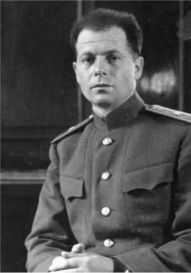 Генералмайор инженернотанковой службы ЖЯ Котин фото 1943 года 19 - фото 11