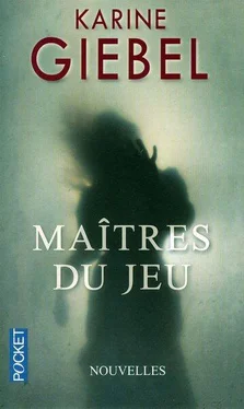 Karine Giébel Maîtres du jeu : nouvelles обложка книги