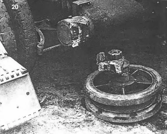 Третья поломка кронштейна направляющего колеса 13 июня 1931 г Начиная с 13 - фото 23