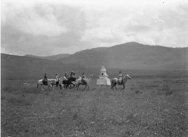 В долине Онона Фото М Сабашникова1902 г Паром через Онон Фото М - фото 12