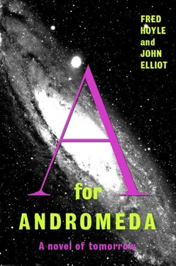 Fred Hoyle A for Andromeda обложка книги