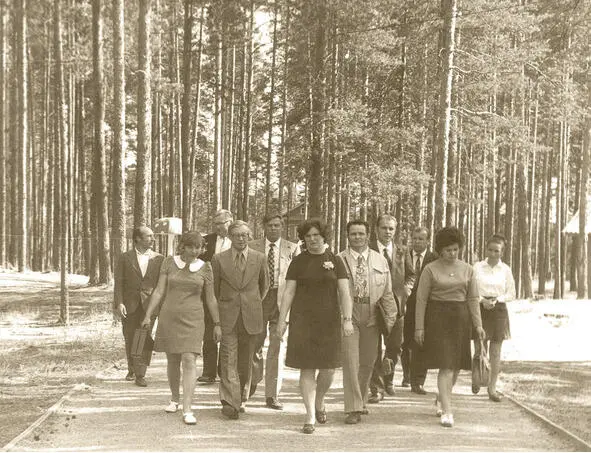 Делегация г Иматра в Тихвине 1975 год После подписания договора гости - фото 3