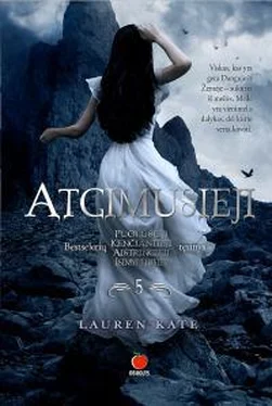 Лорен Кейт Atgimusieji обложка книги