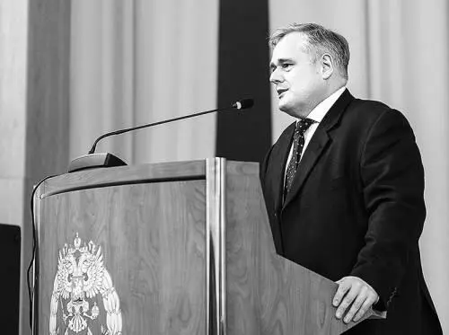 С 1991 по 1997 год работал учителем математики заместителем директора по - фото 67