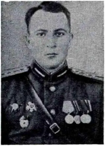 Степан Клишин Май 1945 г Нина Аня Полина Саша Виноградова и Клава - фото 13