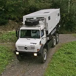 Полноприводный внедорожник Walkabout MercedesBenz Unimog U4000 6x6 специально - фото 34
