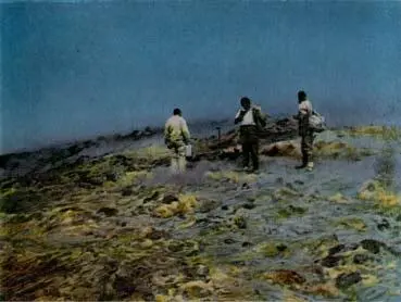 В сольфатаре Центрального кратера на Этне в 1963 году Эльскенс Тонани и - фото 20