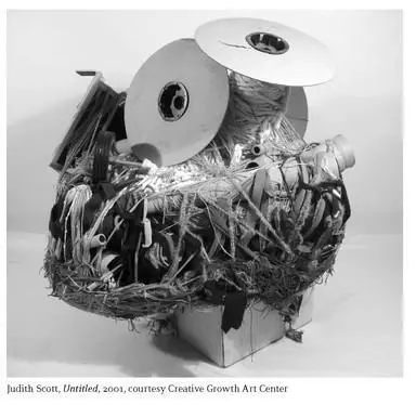 One of these artists Judith Scott obsessively wrapped things in yarn and - фото 85