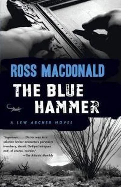 Росс Макдональд The Blue Hammer обложка книги