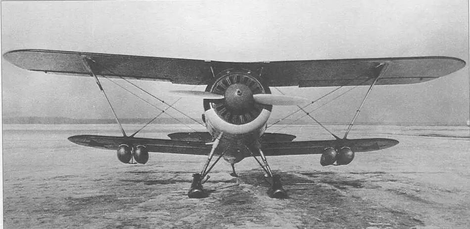 И15бис 3615 с 50литровыми подвесными баками НИИ ВВС апрель 1939 г - фото 33