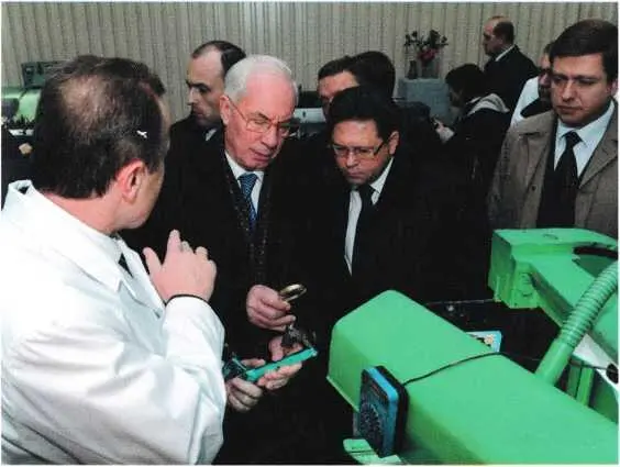 Визит на госпредприятие Винницкий завод Кристал Винница 2010 г - фото 16