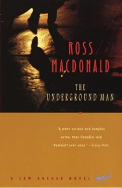 Ross MACDONALD The Underground Man обложка книги