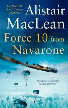 Алистер Маклин Force 10 from Navarone обложка книги