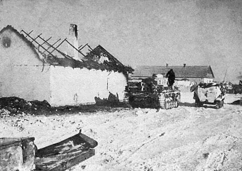 После сражения в Новомарьевке Танки Pz IV в степи между Доном и Северским - фото 75