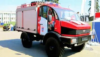Пожарный автомобиль с установкой Гюрза АИСманекен АИС это сокращенное - фото 5