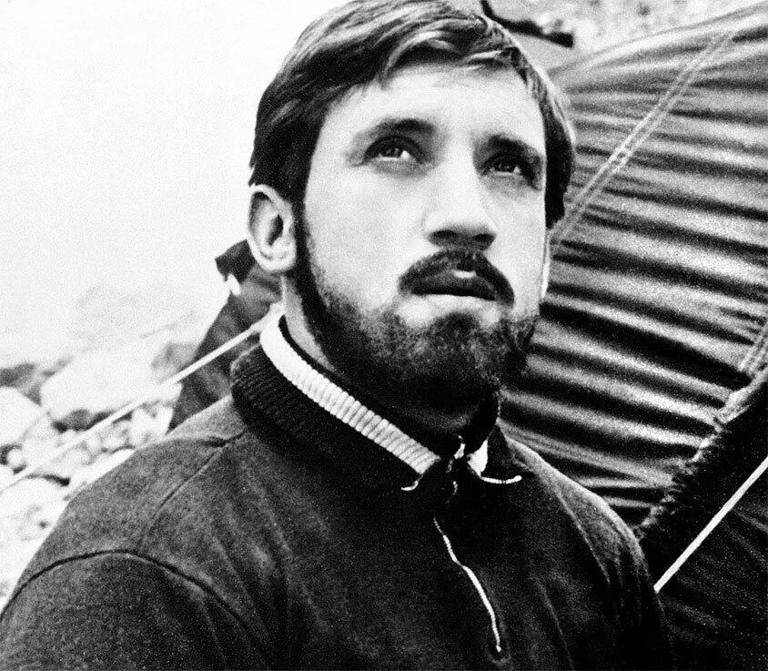 Владимир Высоцкий в фильме Станислава Говорухина Вертикаль 1967 г В роли - фото 8