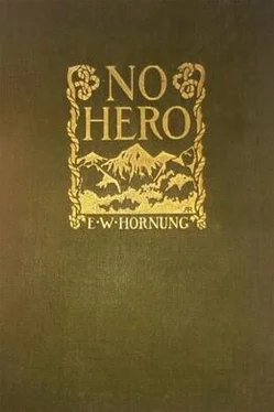 E. Hornung No Hero обложка книги