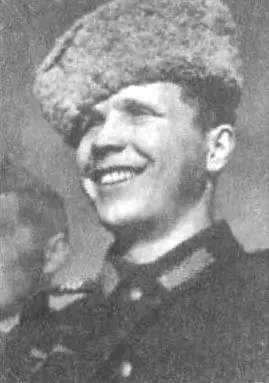 Казаки Ефрейтор полка фон Рентельна Март 1944 г - фото 25