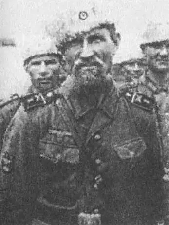 Казак 2го Сибирского полка 1й казачьей дивизии 1943 г Казак 6го полка - фото 29