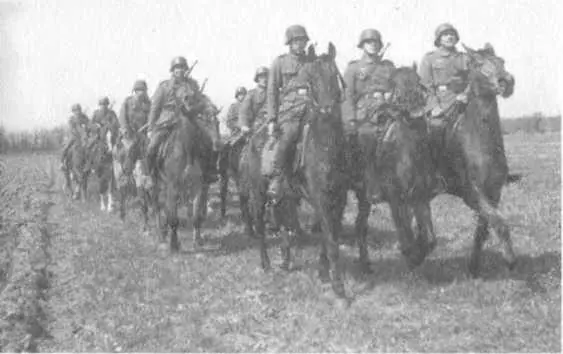 Казаки 360го полка фон Рентельна Франция март 1944 г Казаки 623го - фото 75