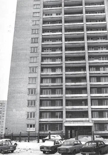 Мой дом на улице Вавилова 83 на югозападе Москвы Я жила на восьмом этаже - фото 11