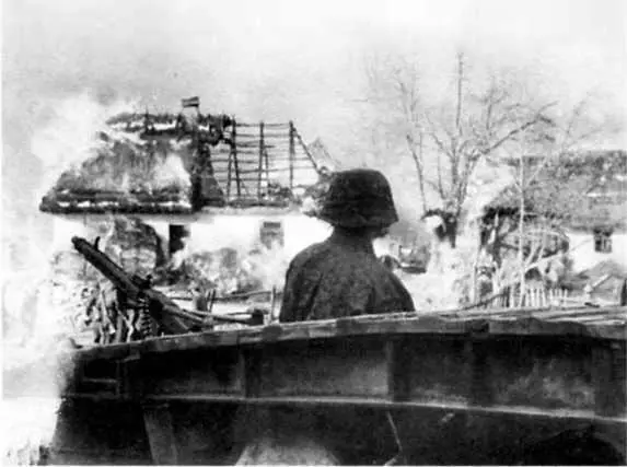Горит совхоз Поляна 8 июля 1943 г Бойцы 73й гв стрелковой дивизии - фото 49