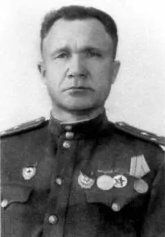 Командир 94й гв стрелковой дивизии полковник ИГ Русских 1943 г Фото из - фото 64