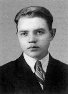 Командир взвода средних танков 27й гв тбр ст лейтенант ИА Конорев Фото - фото 76