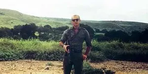 25 Автор в районе Моро да Кал Ангола 1977 г 26 Вступление колонны - фото 26