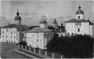 Ярославово дворище слева направо церковь жёнмироносиц XIIXVI вв церковь - фото 2